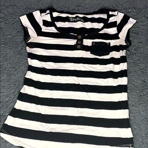striped shirt